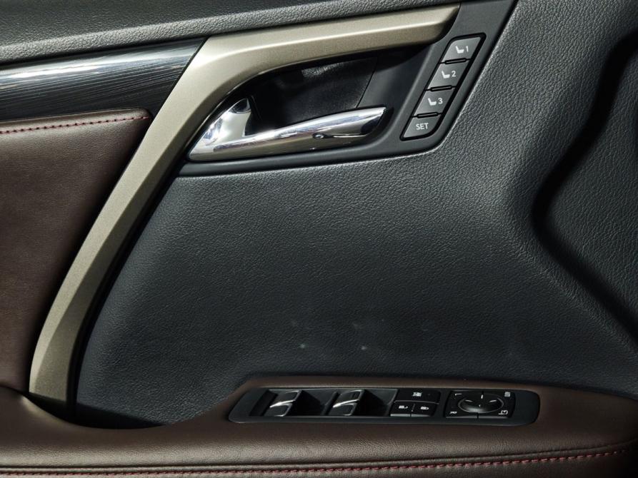 Lexus RX IV Рестайлинг Москва  - изображение 20