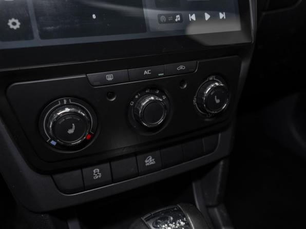 Skoda Yeti I с пробегом 2012 года, цена 945 000 рублей, 256045 км, внедорожник, Автокод Объявления