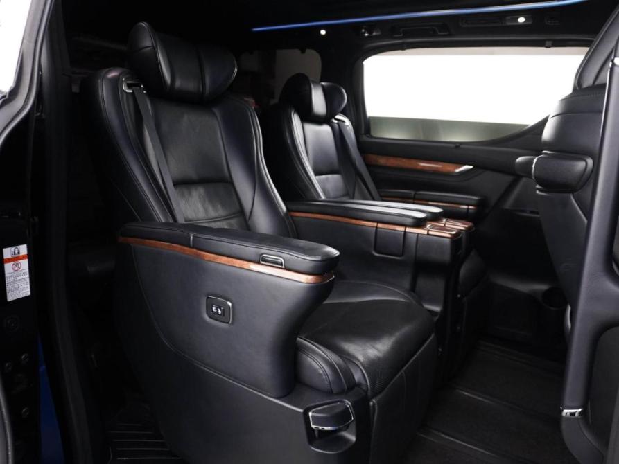 Toyota Alphard III Москва  - изображение 7