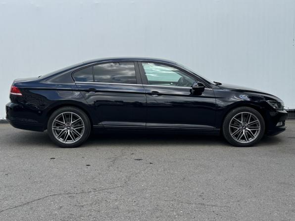 Volkswagen Passat B8 с пробегом 2016 года, цена 1 800 000 рублей, 159758 км, седан, Автокод Объявления