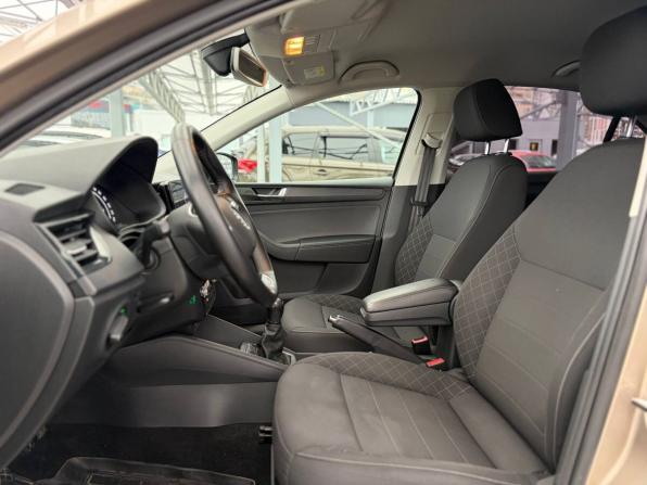 Skoda Rapid II с пробегом 2020 года, цена 1 435 000 рублей, 94964 км, лифтбек, Автокод Объявления
