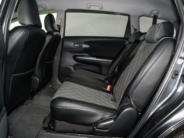 Toyota Wish II Рестайлинг с пробегом 2017 года, цена 1 499 000 рублей, 123565 км, минивэн, Автокод Объявления