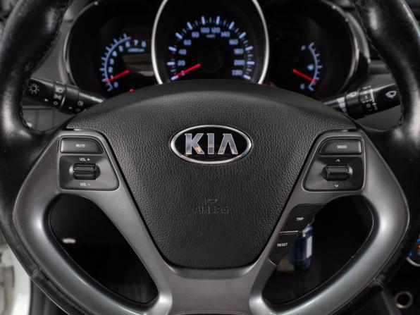 Kia Rio III Рестайлинг с пробегом 2015 года, цена 1 069 000 рублей, 95113 км, седан, Автокод Объявления