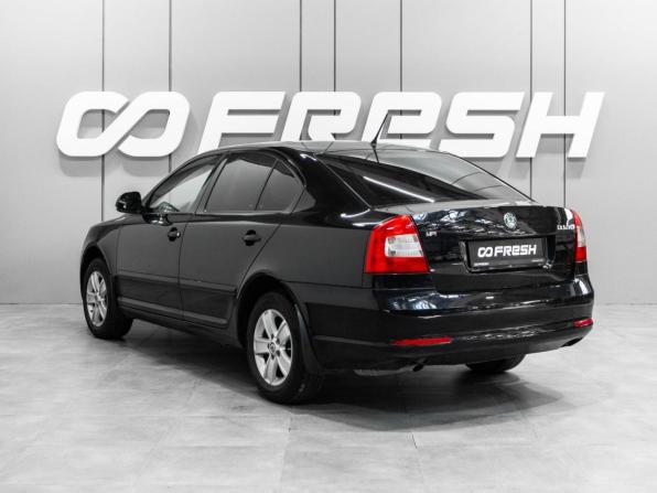 Skoda Octavia II (A5) Рестайлинг с пробегом 2013 года, цена 989 000 рублей, 110278 км, лифтбек, Автокод Объявления