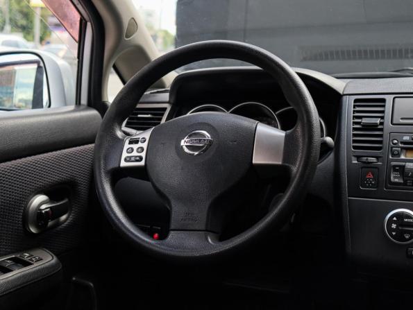 Nissan Tiida I с пробегом 2010 года, цена 700 000 рублей, 145086 км, хэтчбек, Автокод Объявления