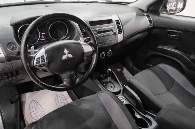 Mitsubishi Outlander II Рестайлинг с пробегом 2012 года, цена 1 229 000 рублей, 193000 км, внедорожник, Автокод Объявления