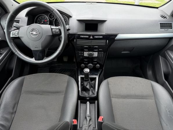 Opel Astra H Рестайлинг с пробегом 2010 года, цена 450 000 рублей, 481022 км, универсал, Автокод Объявления
