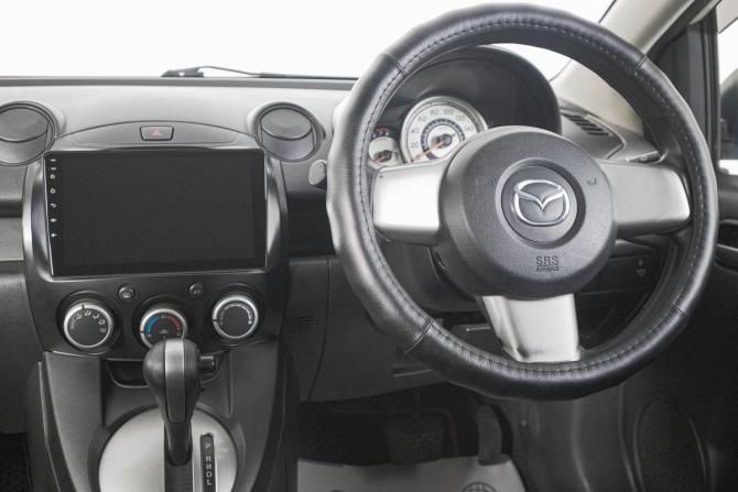 Mazda Demio III (DE) с пробегом 2011 года, цена 769 000 рублей, 146000 км, хэтчбек, Автокод Объявления