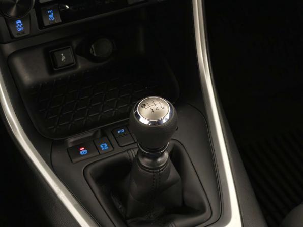 Toyota RAV4 V (XA50) с пробегом 2021 года, цена 3 590 000 рублей, 20657 км, внедорожник, Автокод Объявления