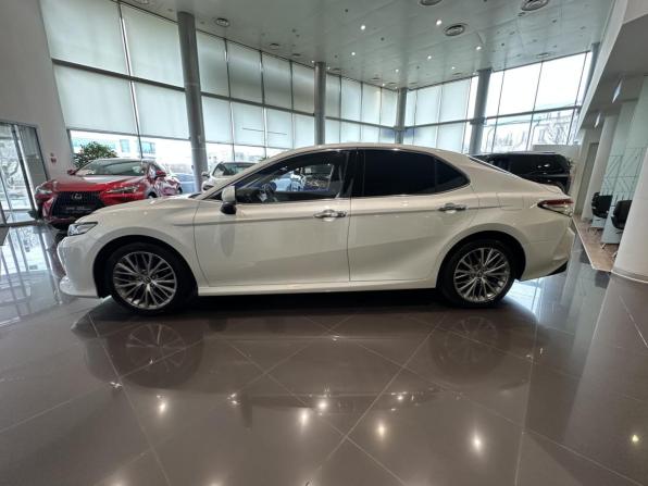 Toyota Camry VIII (XV70) с пробегом 2019 года, цена 3 300 000 рублей, 56037 км, седан, Автокод Объявления