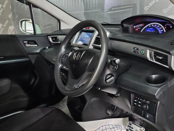 Honda Freed I Рестайлинг 2 с пробегом 2014 года, цена 1 260 000 рублей, 107400 км, компактвэн, Автокод Объявления