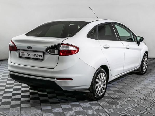 Ford Fiesta Mk6 Рестайлинг с пробегом 2015 года, цена 420 000 рублей, 228550 км, седан, Автокод Объявления