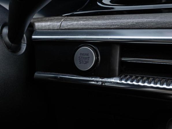 Kia K5 III с пробегом 2020 года, цена 2 782 000 рублей, 72581 км, седан, Автокод Объявления