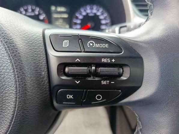 Kia Rio IV Рестайлинг с пробегом 2021 года, цена 1 995 000 рублей, 91881 км, хэтчбек, Автокод Объявления