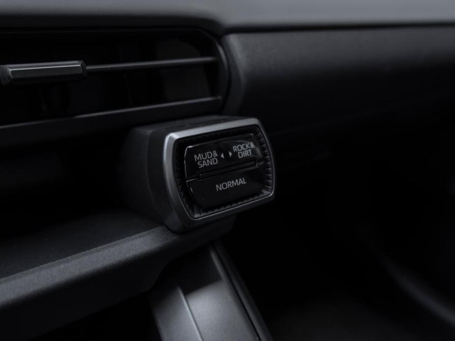 Toyota RAV4 VI (XA60) Москва  - изображение 17