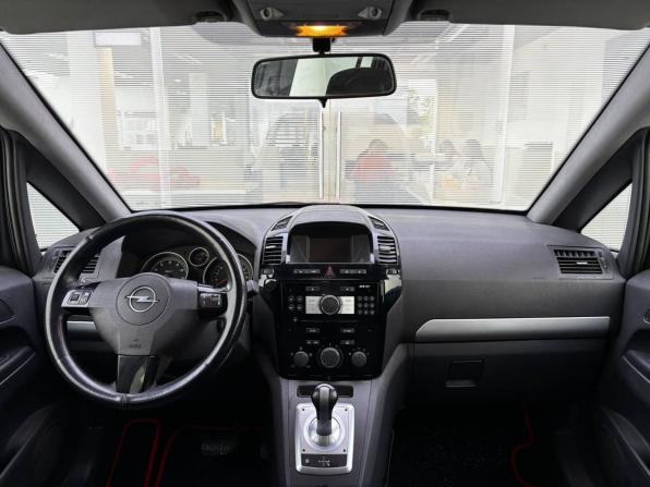 Opel Zafira B Рестайлинг с пробегом 2011 года, цена 550 000 рублей, 261788 км, компактвэн, Автокод Объявления