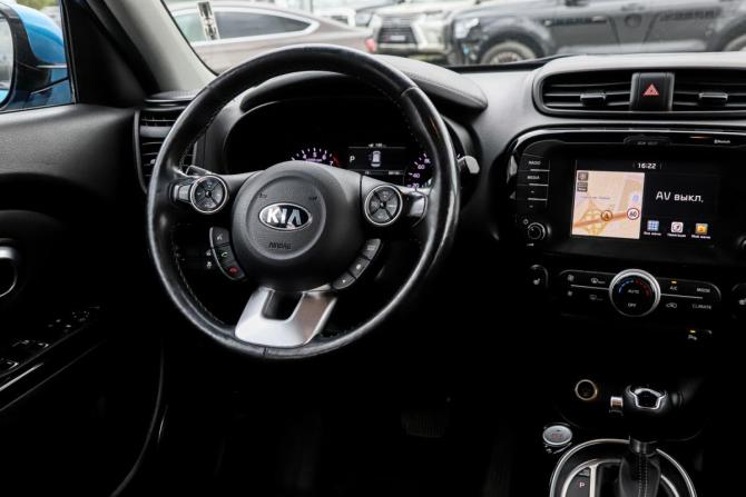 Kia Soul II Рестайлинг с пробегом 2018 года, цена 1 679 000 рублей, 98696 км, хэтчбек, Автокод Объявления