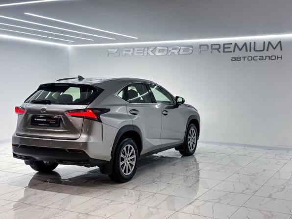 Lexus NX I с пробегом 2015 года, цена 2 300 000 рублей, 219967 км, внедорожник, Автокод Объявления