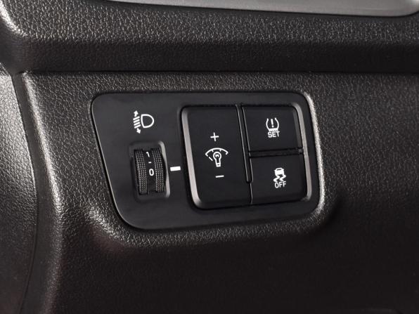 Hyundai Solaris II Рестайлинг с пробегом 2021 года, цена 1 499 999 рублей, 38068 км, седан, Автокод Объявления