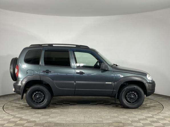 Chevrolet Niva I Рестайлинг с пробегом 2018 года, цена 788 000 рублей, 117790 км, внедорожник, Автокод Объявления