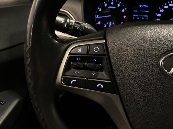 Hyundai Solaris II с пробегом 2018 года, цена 1 130 000 рублей, 181802 км, седан, Автокод Объявления