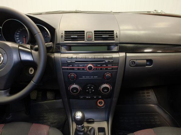 Mazda 3 I (BK) Рестайлинг с пробегом 2006 года, цена 490 000 рублей, 234005 км, седан, Автокод Объявления