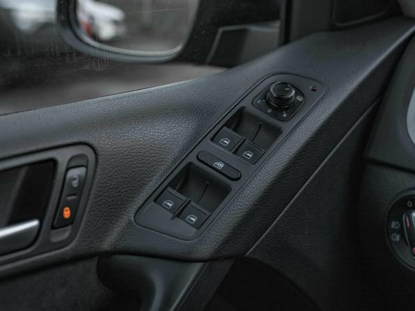 Volkswagen Tiguan I Рестайлинг с пробегом 2016 года, цена 1 511 000 рублей, 171289 км, внедорожник, Автокод Объявления
