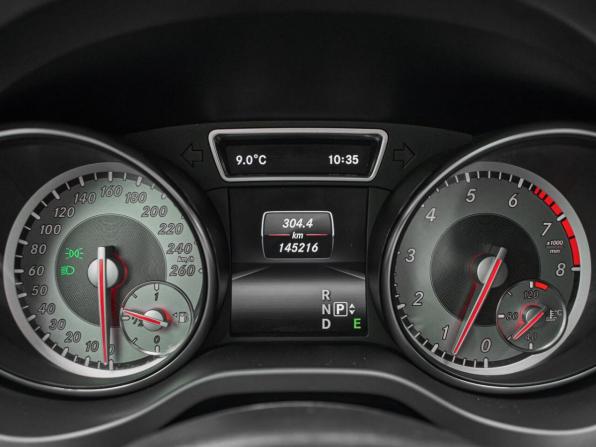 Mercedes-Benz CLA I (C117 X117) с пробегом 2014 года, цена 1 910 000 рублей, 145216 км, седан, Автокод Объявления