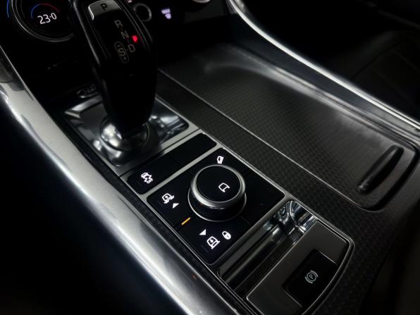 Land Rover Range Rover Sport II Рестайлинг с пробегом 2018 года, цена 4 200 000 рублей, 159350 км, внедорожник, Автокод Объявления