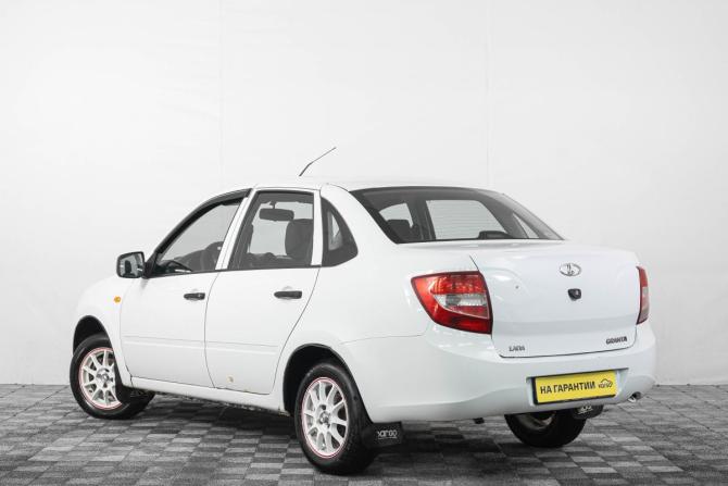 Lada (ВАЗ) Granta I с пробегом 2013 года, цена 369 000 рублей, 219111 км, седан, Автокод Объявления
