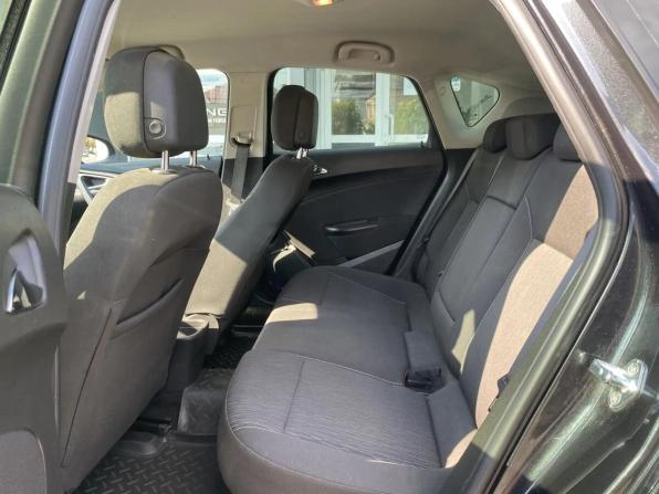 Opel Astra J Рестайлинг с пробегом 2012 года, цена 595 000 рублей, 277000 км, хэтчбек, Автокод Объявления