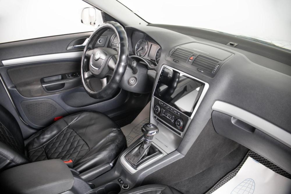 Skoda Octavia II (A5) Рестайлинг Пермь  - изображение 11