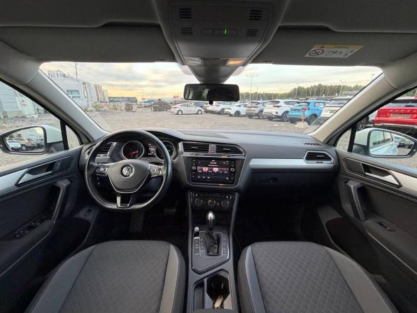 Volkswagen Tiguan II с пробегом 2019 года, цена 1 695 000 рублей, 220000 км, внедорожник, Автокод Объявления