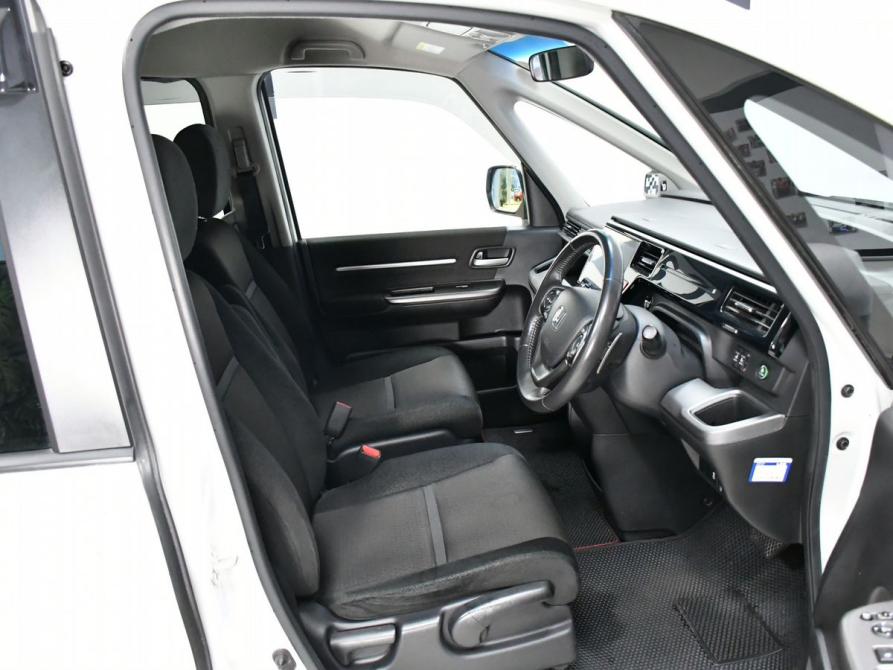 Honda Stepwgn V Рестайлинг Новосибирск  - изображение 14