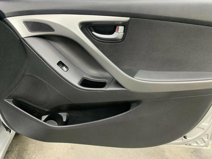 Hyundai Elantra V (MD) Рестайлинг Азнакаево  - изображение 27