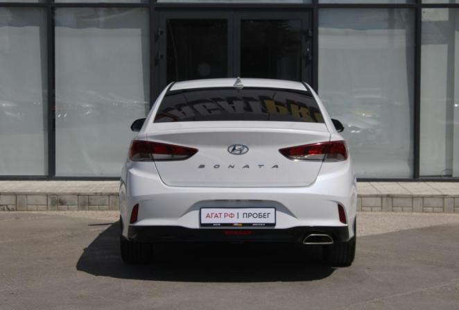 Hyundai Sonata VII (LF) Рестайлинг с пробегом 2017 года, цена 1 650 000 рублей, 181804 км, седан, Автокод Объявления
