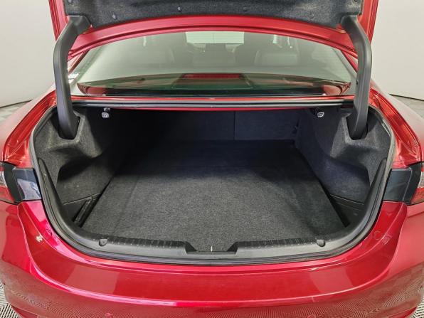 Mazda 6 III (GJ) Рестайлинг 2 с пробегом 2019 года, цена 2 439 000 рублей, 97083 км, седан, Автокод Объявления