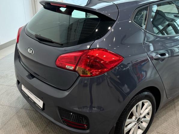 Kia Ceed II Рестайлинг с пробегом 2015 года, цена 1 060 000 рублей, 171000 км, хэтчбек, Автокод Объявления