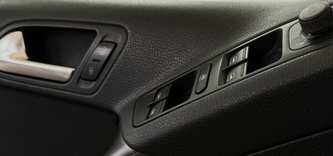Volkswagen Tiguan I с пробегом 2009 года, цена 940 000 рублей, 221990 км, внедорожник, Автокод Объявления