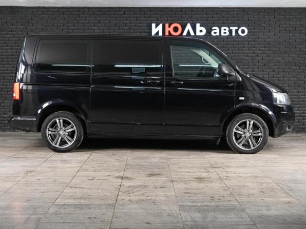 Volkswagen Multivan T5 Рестайлинг с пробегом 2011 года, цена 2 200 000 рублей, 266965 км, минивэн, Автокод Объявления