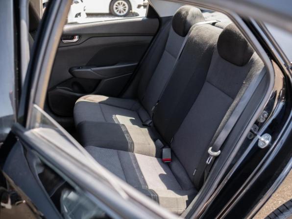 Hyundai Solaris II с пробегом 2019 года, цена 1 199 000 рублей, 293775 км, седан, Автокод Объявления