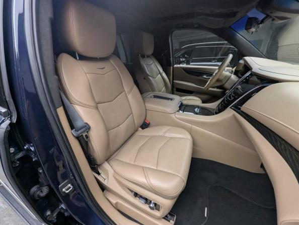 Cadillac Escalade IV с пробегом 2018 года, цена 4 149 000 рублей, 174105 км, внедорожник, Автокод Объявления