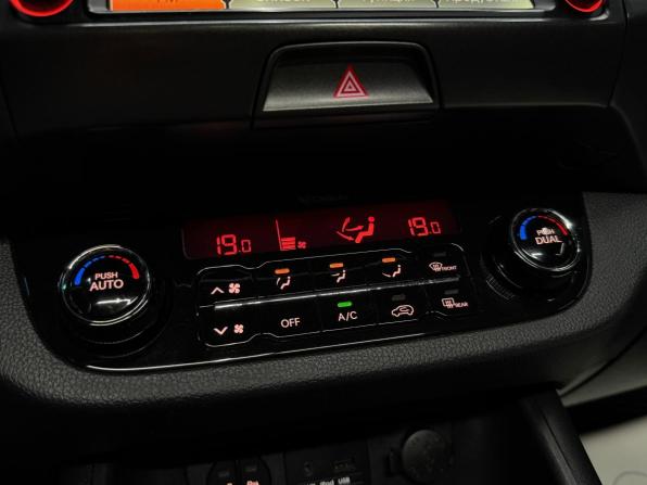 Kia Sportage III с пробегом 2012 года, цена 1 325 000 рублей, 215429 км, внедорожник, Автокод Объявления