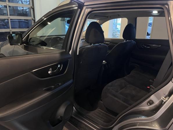Nissan X-Trail III с пробегом 2017 года, цена 1 920 000 рублей, 178981 км, внедорожник, Автокод Объявления