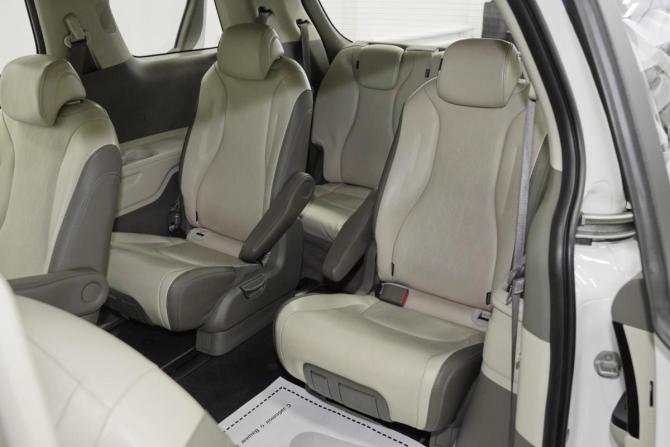 Kia Carnival IV с пробегом 2021 года, цена 2 239 000 рублей, 53000 км, минивэн, Автокод Объявления