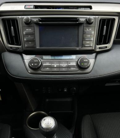 Toyota RAV4 IV (XA40) с пробегом 2013 года, цена 1 970 000 рублей, 183751 км, внедорожник, Автокод Объявления