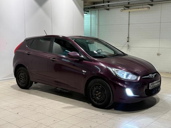 Hyundai Solaris I с пробегом 2012 года, цена 890 000 рублей, 76001 км, хэтчбек, Автокод Объявления