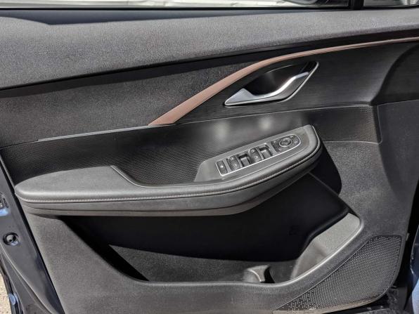 Omoda C5 I с пробегом 2023 года, цена 1 599 000 рублей, 25679 км, внедорожник, Автокод Объявления