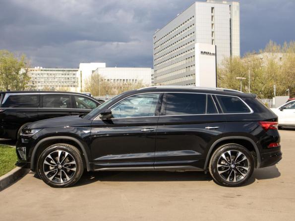 Skoda Kodiaq I Рестайлинг с пробегом 2023 года, цена 4 489 000 рублей, 18052 км, внедорожник, Автокод Объявления