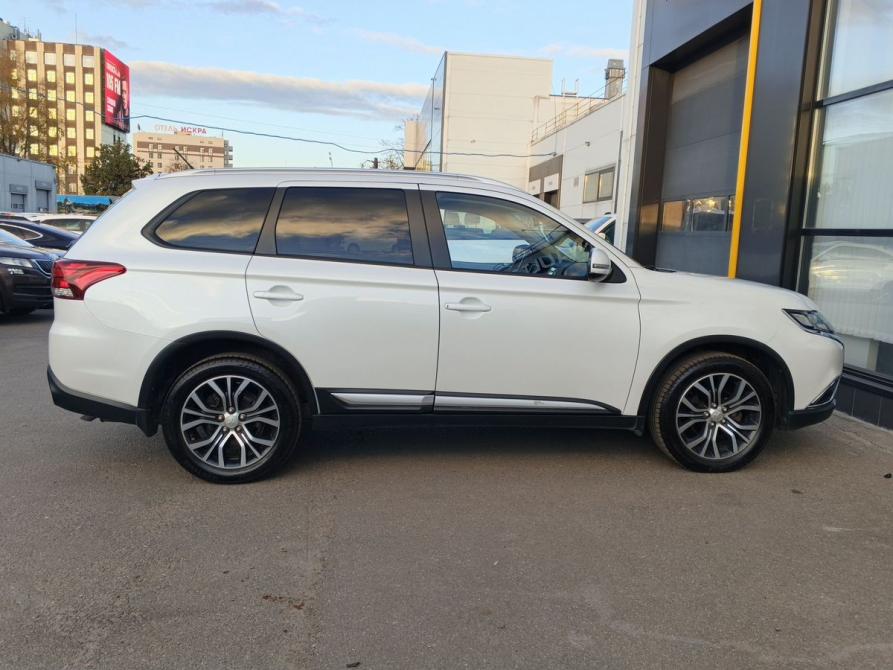 Mitsubishi Outlander III Рестайлинг 2 Москва  - изображение 4